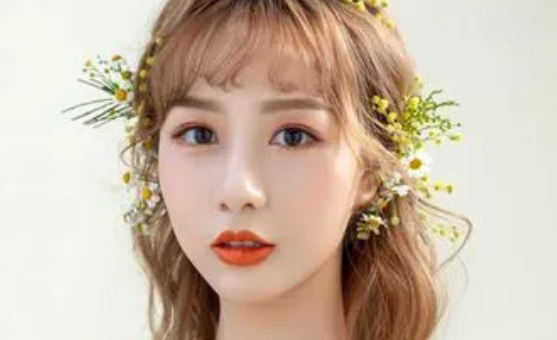 深圳化妝培訓學校為你推薦最流行的男生燙發(fā)發(fā)型