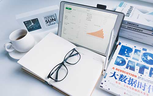 成人高考的年齡要求是什么？