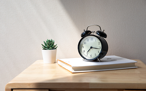 【2023年成人高考】成人高考在什么時候報名？